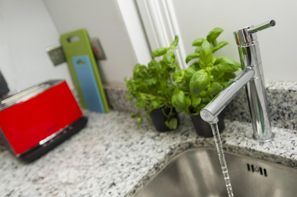 Market Street Apartments: Modern Centre Living With Wi-fi * Nottingham