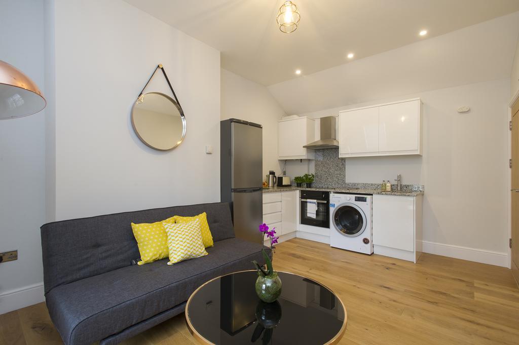 Market Street Apartments: Modern Centre Living With Wi-fi * Nottingham