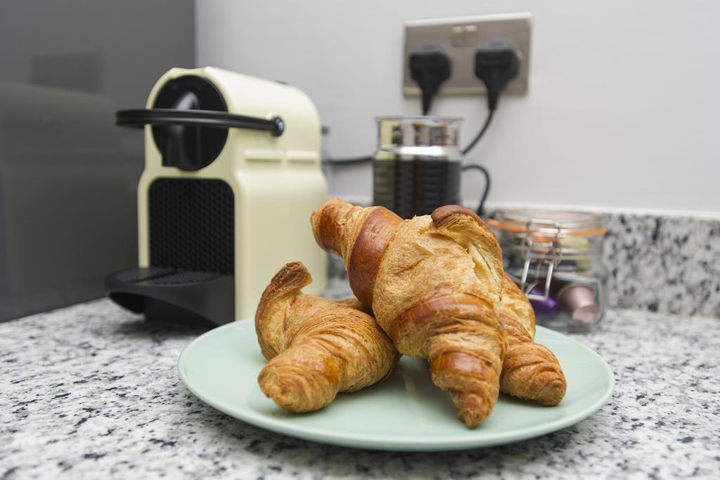 Market Street Apartments: Modern Centre Living With Wi-fi * Nottingham