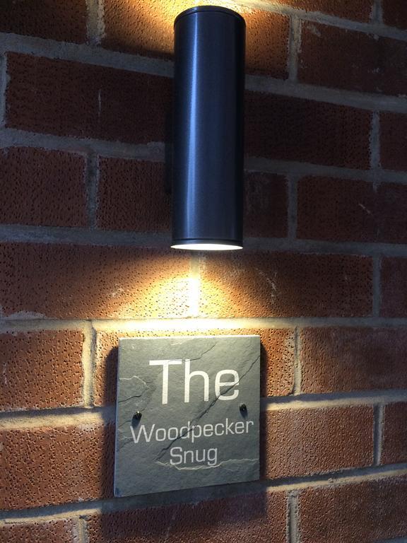 The Woodpecker Snug Apartment *