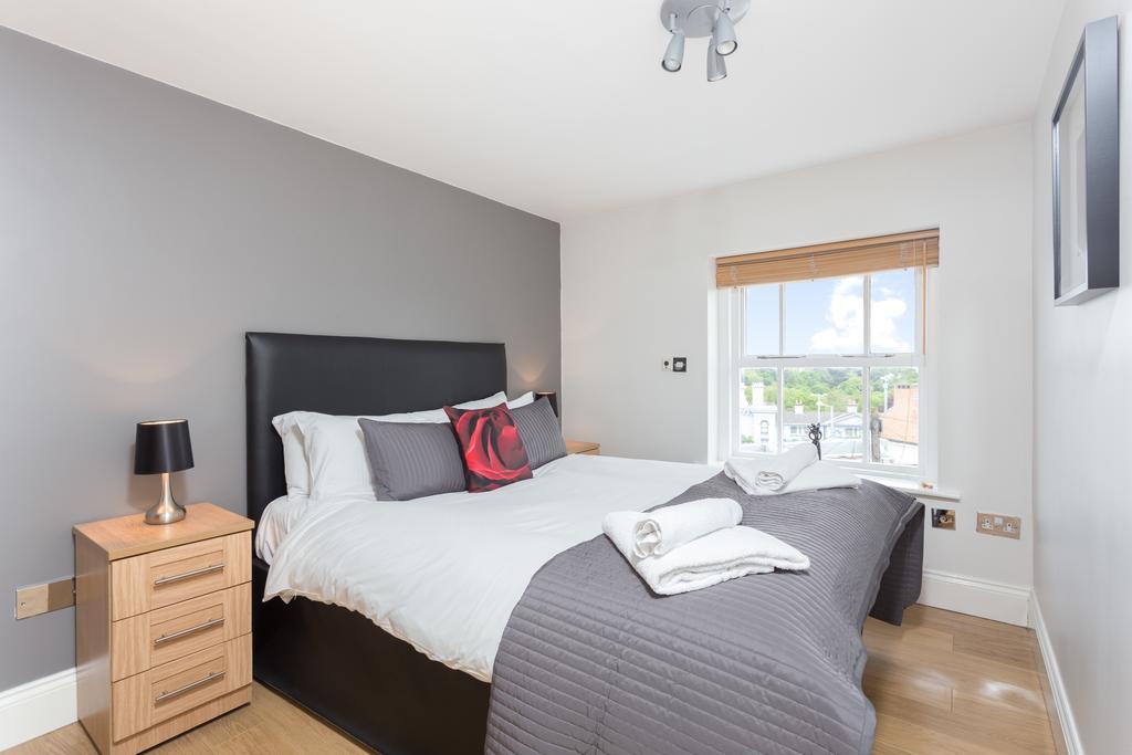 Park Heights Apartment