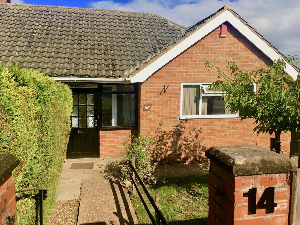 Fourth Avenue, Lovely Bungalow Available For Guests And Contractors Parking Wifi Casa de férias