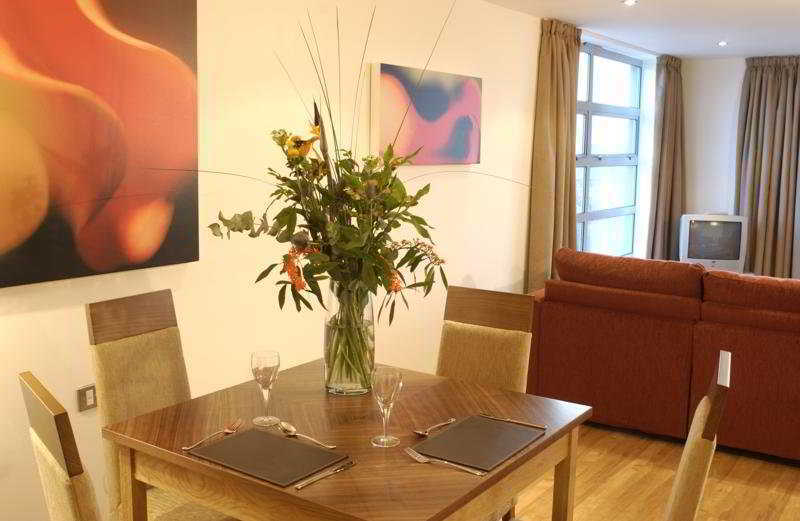 Premier Nottingham