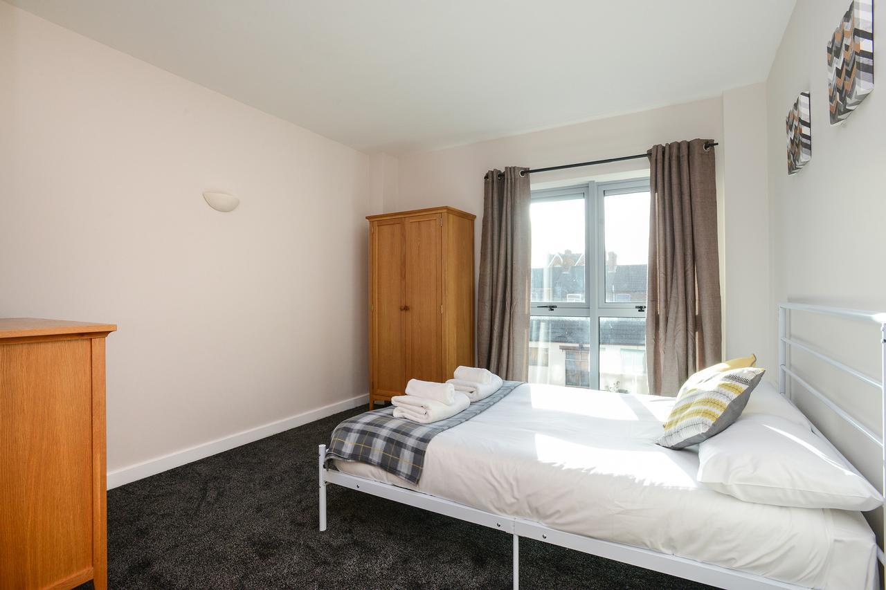 Portland Square - 2 Bedroom Modern * Nottingham