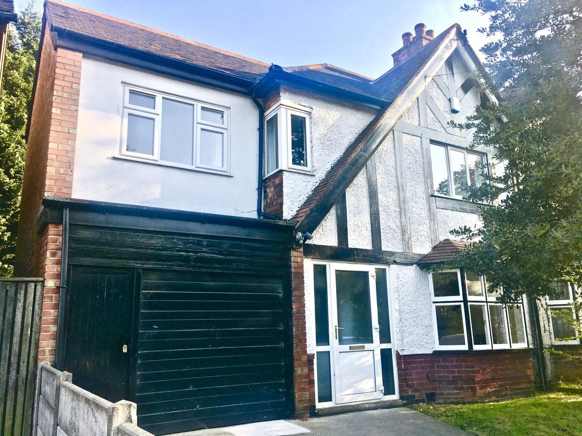 Holiday home Perry Road, Beautiful Large House Available For Guests And Contractors Parking Wifi *