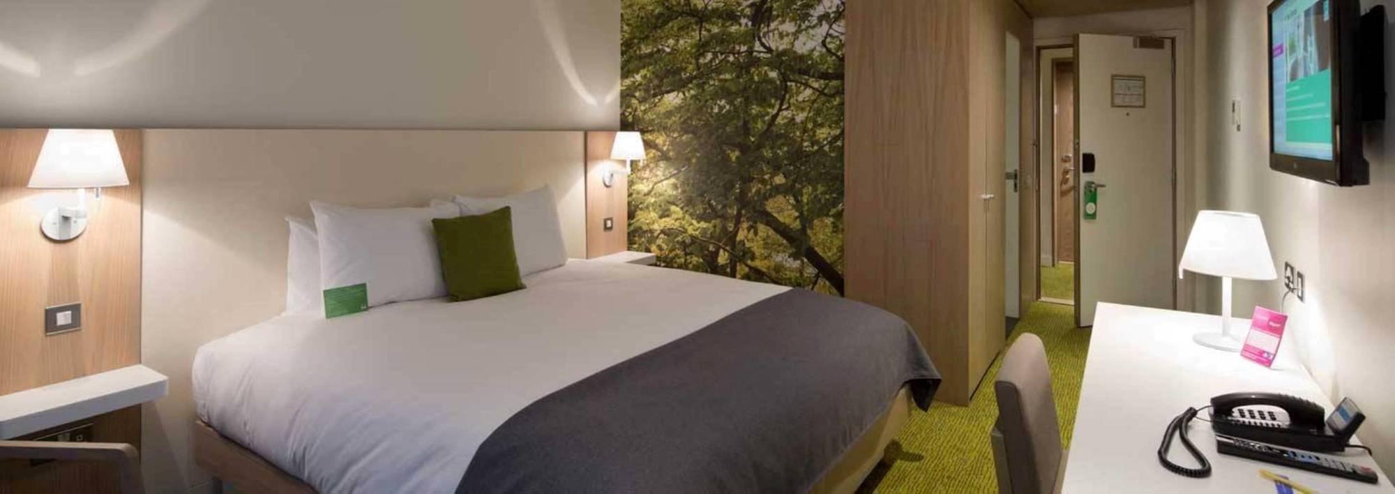 The Orchard & Restaurant Hotel