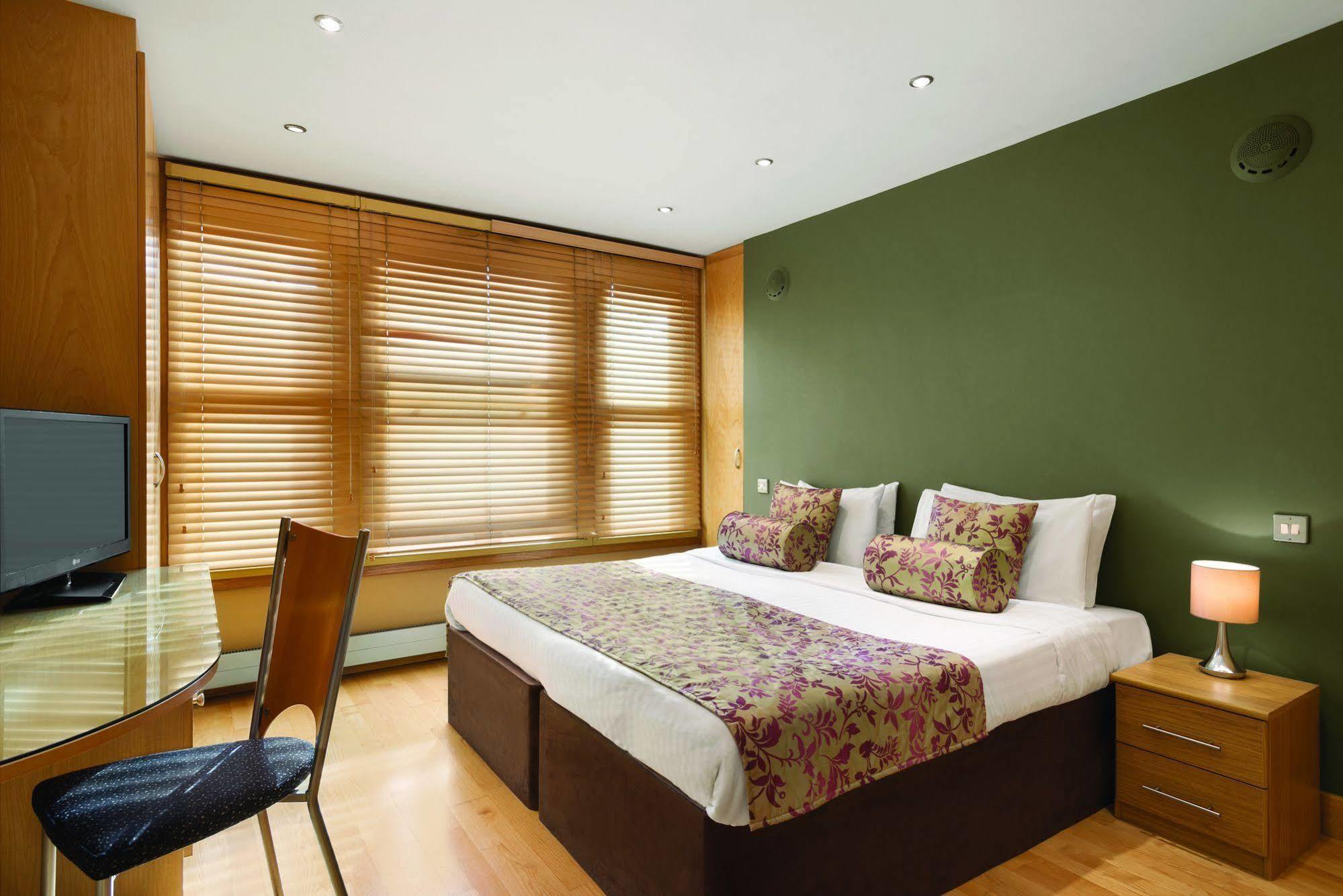 Hotel Western Centre 4*
