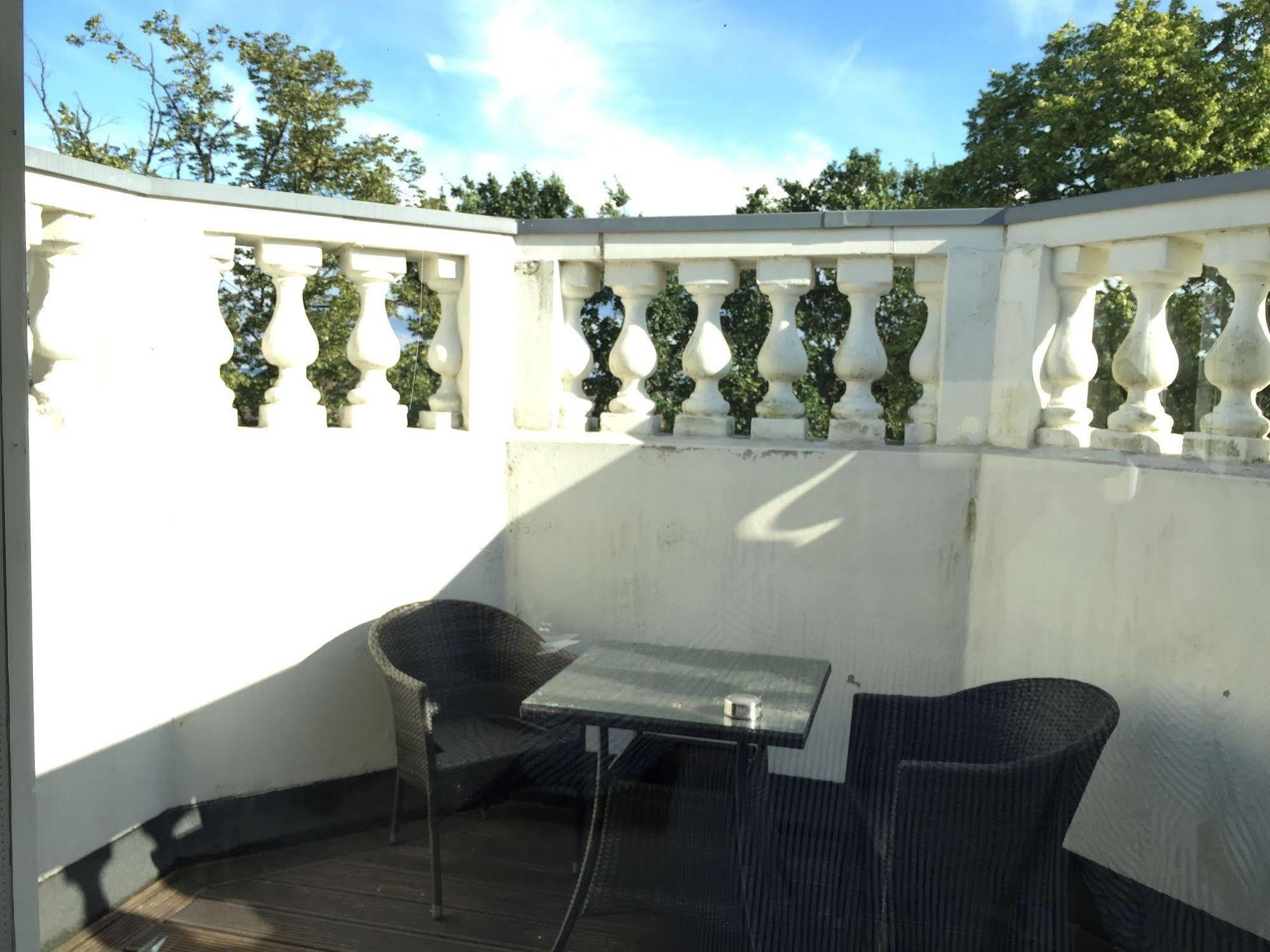 Hotel The Walton 4*