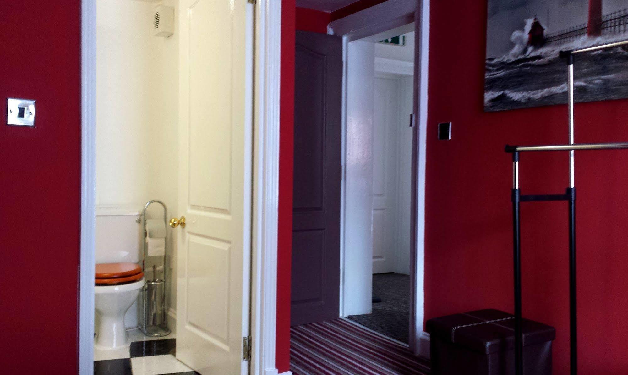 Hotel Robin 7 Centre 3*