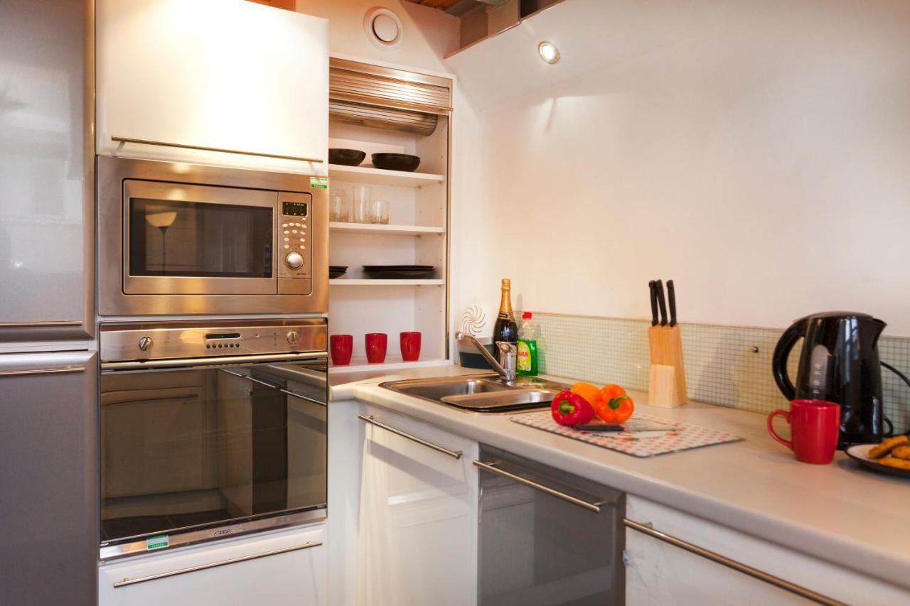 Lace Market Apartments: Apartment *