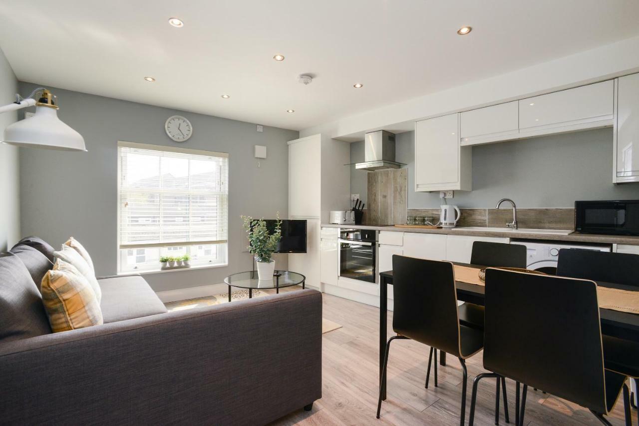 Apartment Arena - Stylish And Homely By The Ice Arena With Parking