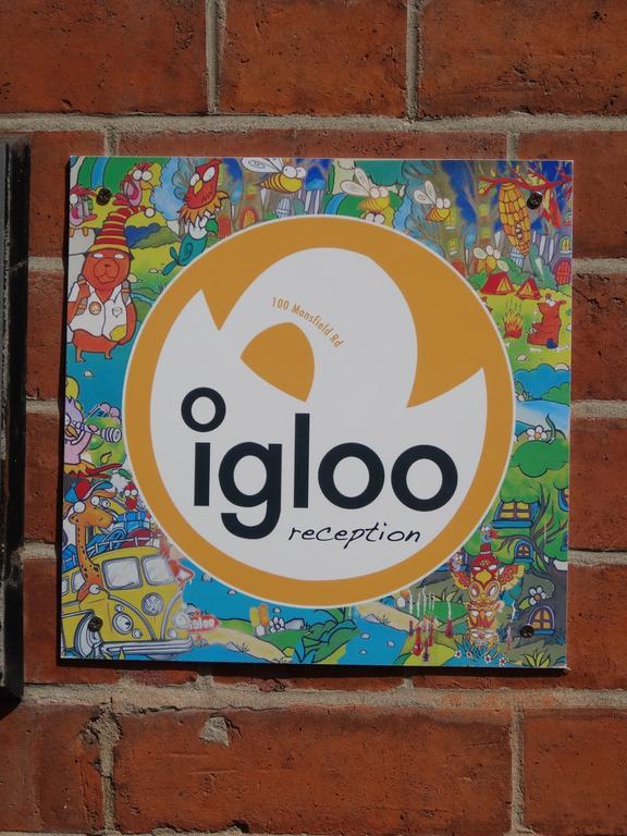 Igloo Backpackers & Annexe