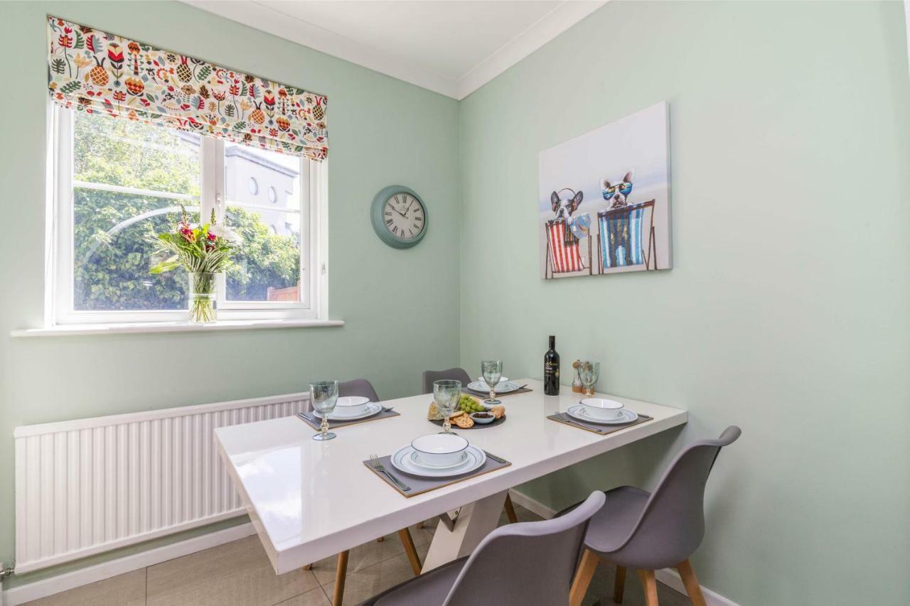 De Luxe Short Stays-mapperley House Nottingham