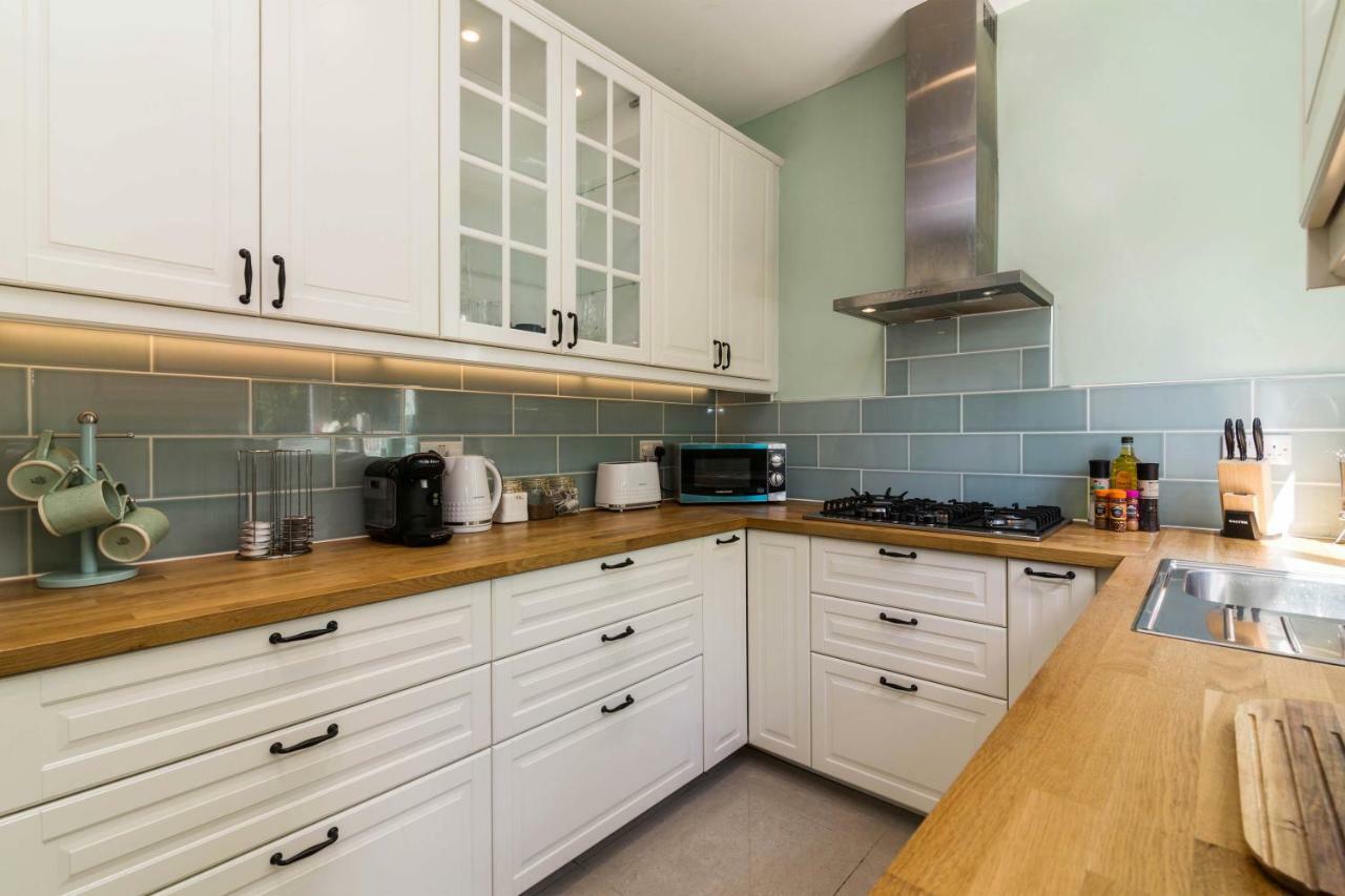 Apartment De Luxe Short Stays-mapperley House Nottingham