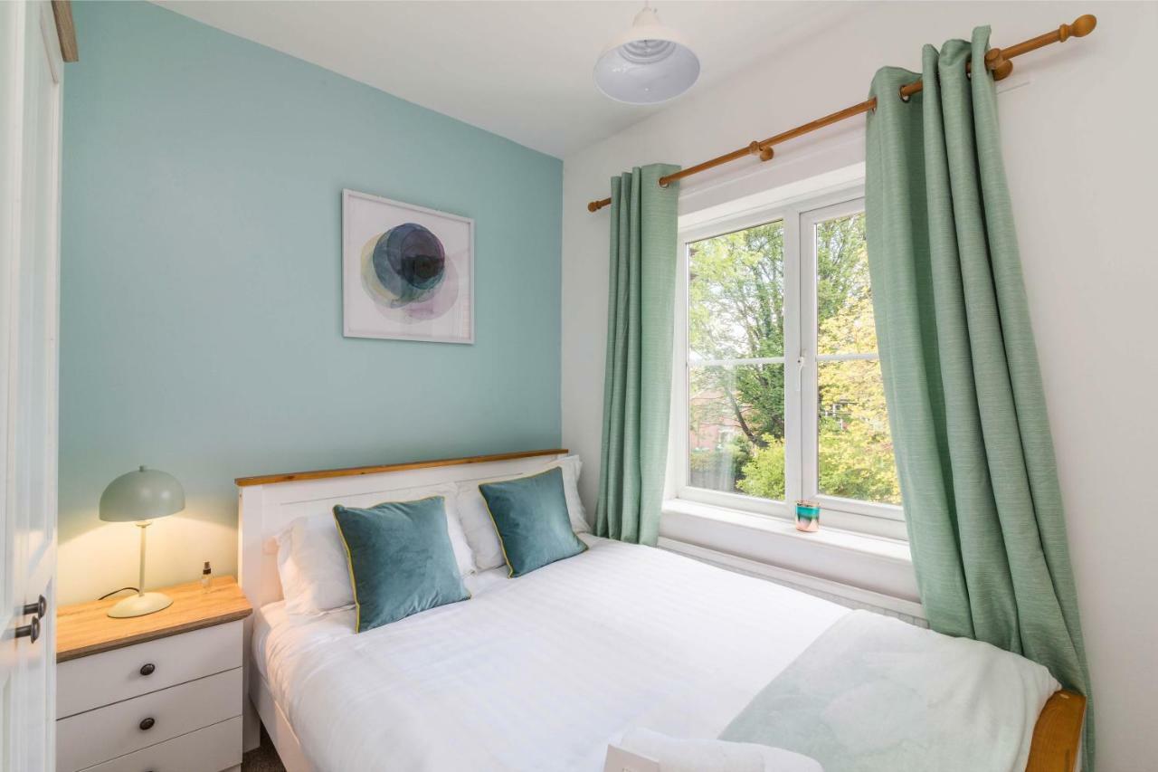 De Luxe Short Stays-mapperley House