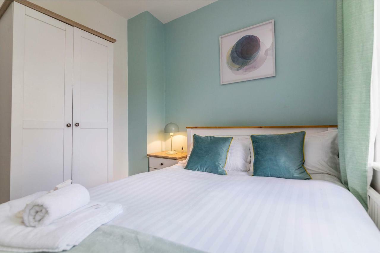 De Luxe Short Stays-mapperley House Apartment Nottingham