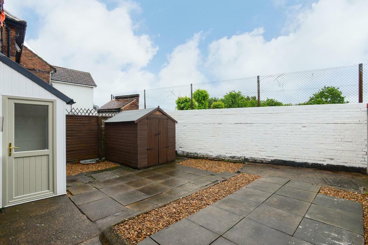 Cosy House In The Heart Of Beeston With Free Parking And Wifi Holiday home