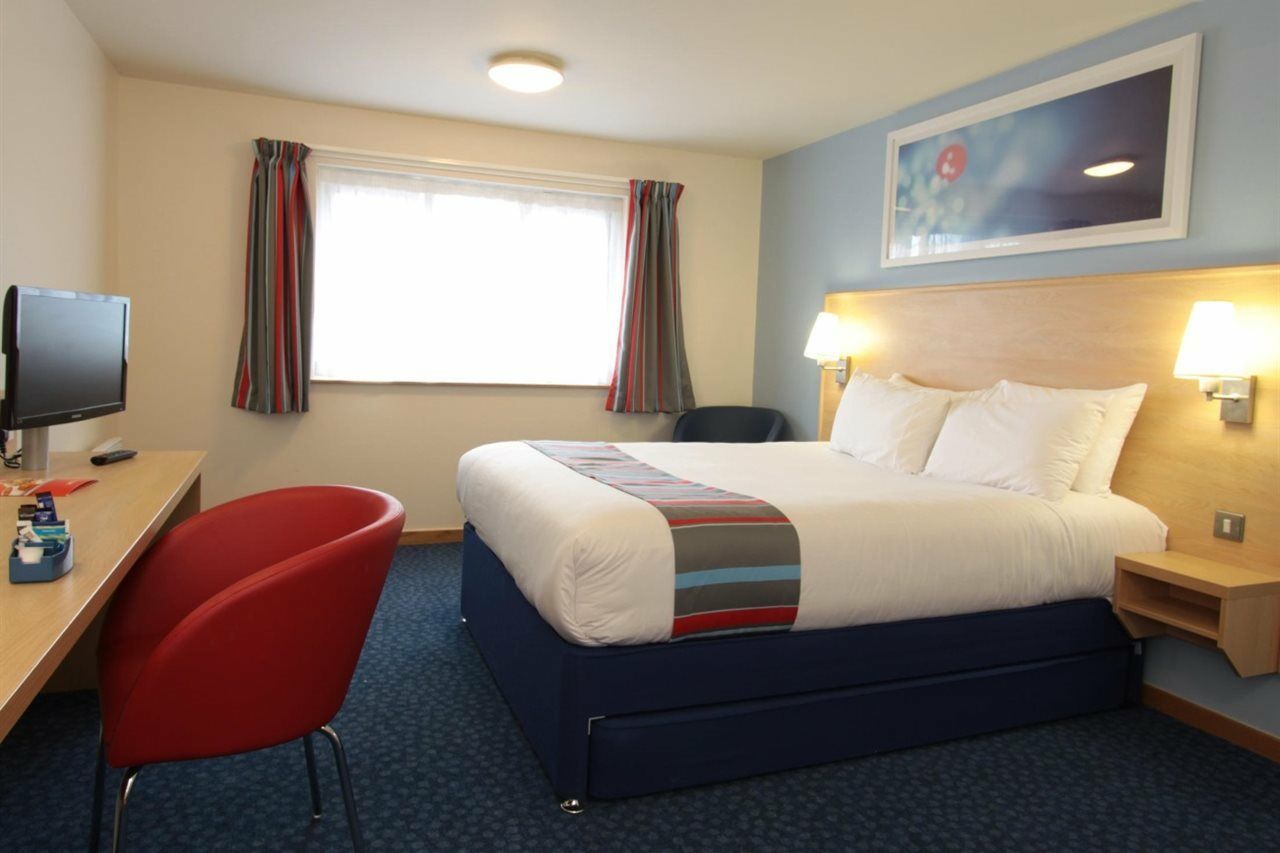 Travelodge 3*
