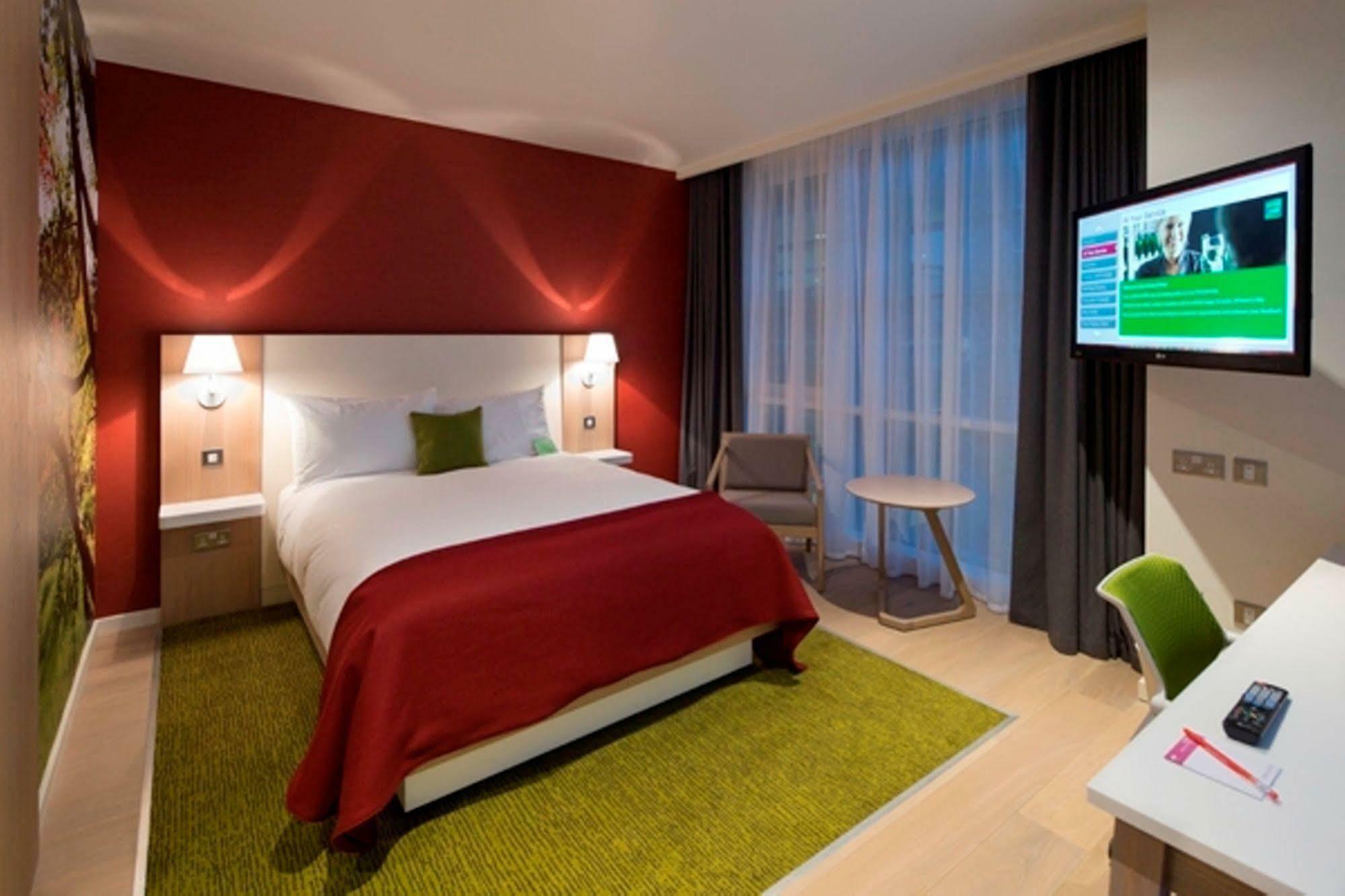 The Orchard & Restaurant Hotel