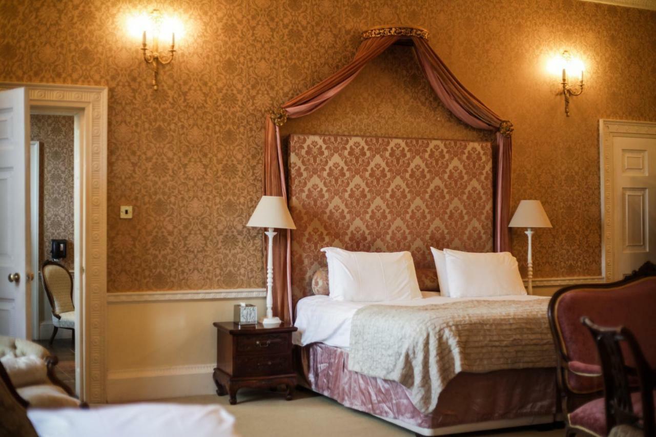 Colwick Hall Hotel 4*