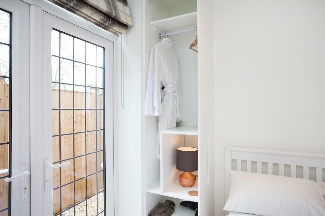 The Woodpecker Snug Apartment