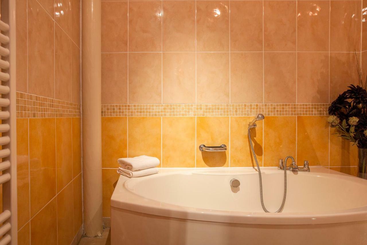 Bright Private - Peaceful Morden Location London