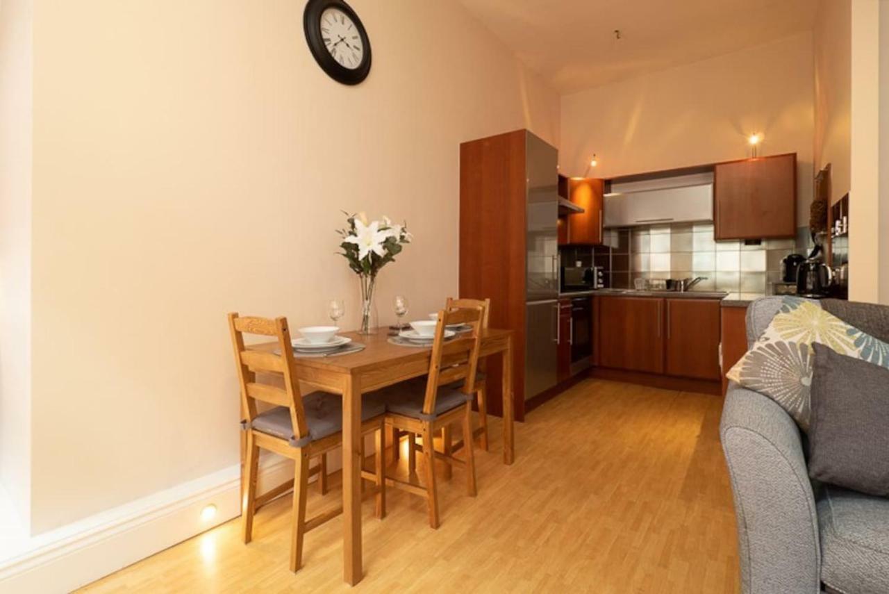 Stylish And Comfortable Lace Market Studio Apartamento *