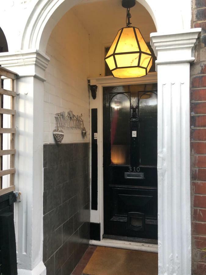 Sunny Mount Bed & Breakfast 4*