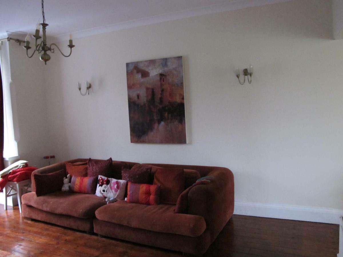Hospedagem domiciliar Westmorland - 4 House - Walking Distance To Qmc And - Free Parking Nottingham