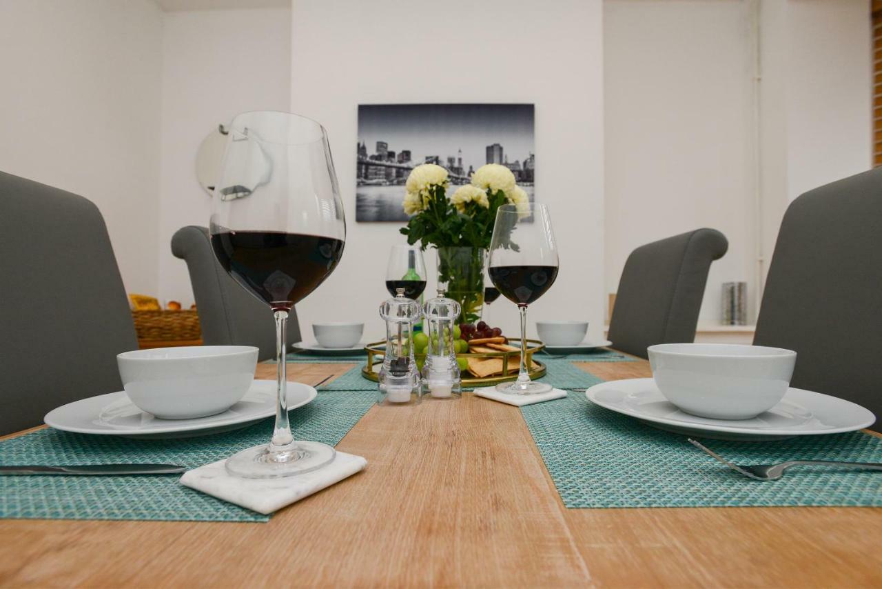 De Luxe Short Stays-beeston House * Nottingham