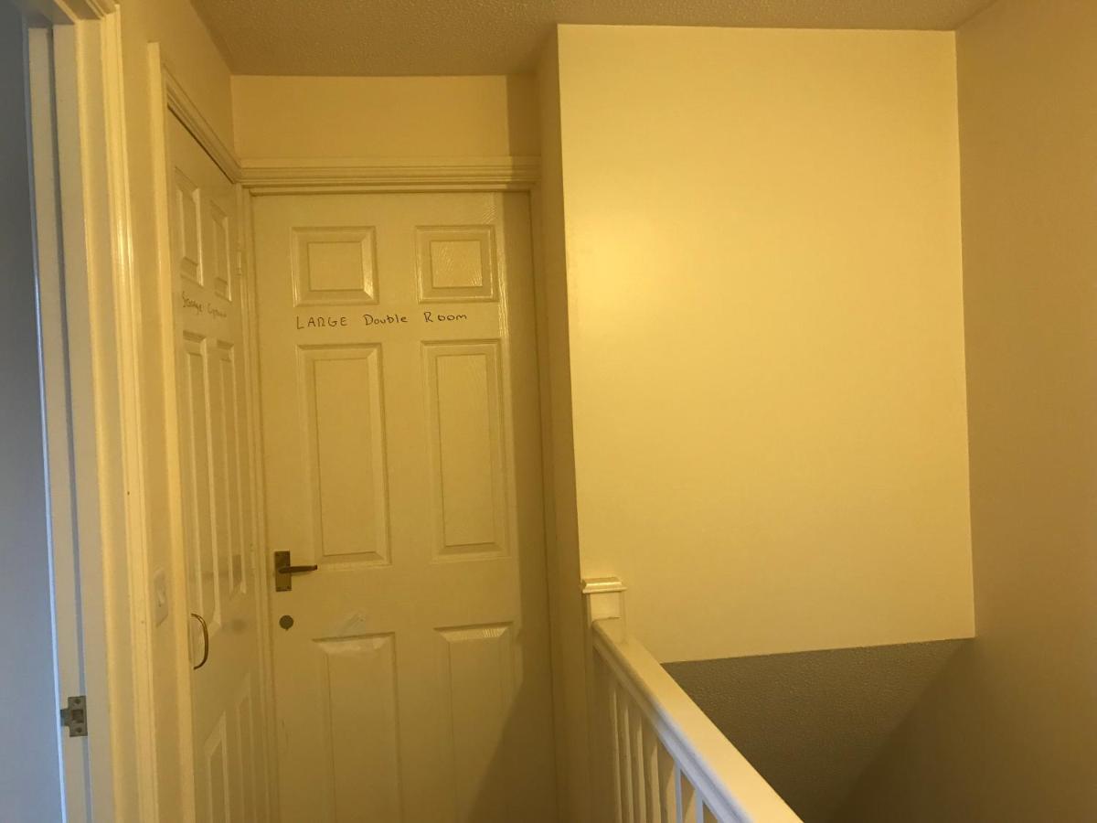 House Shared, New Build 36 3bedrooms
