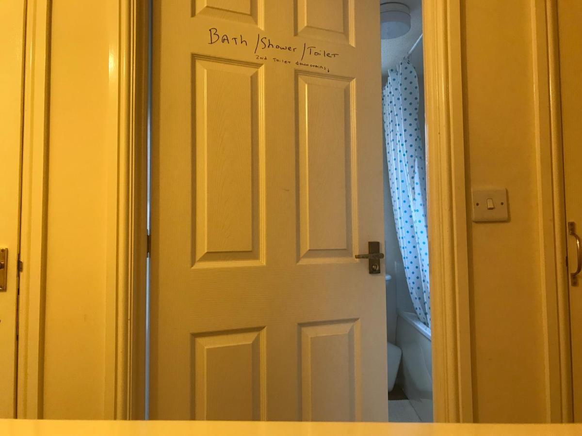 House Shared, New Build 36 3bedrooms Homestay Nottingham