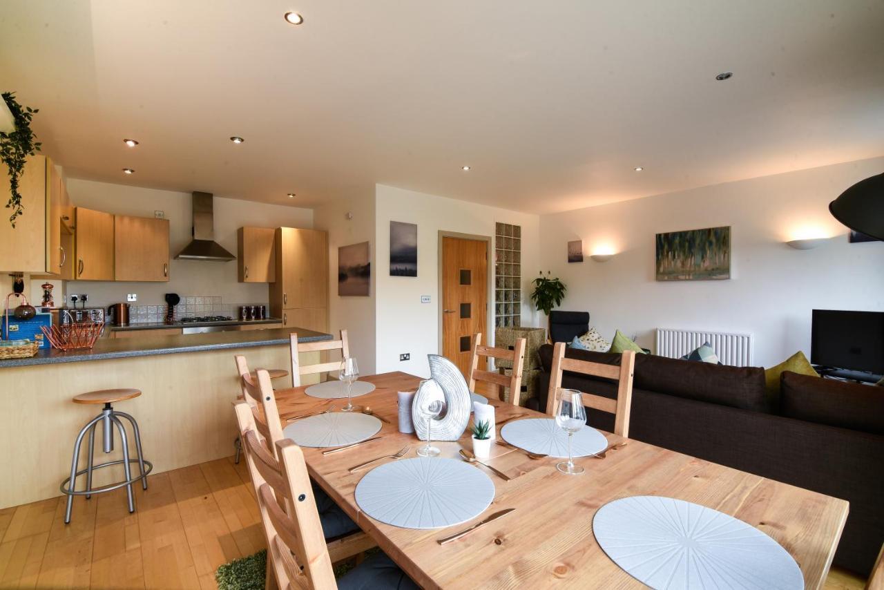 Dukes Riverside Penthouse, With Castle Views, Balcony And Parking Apartamento *