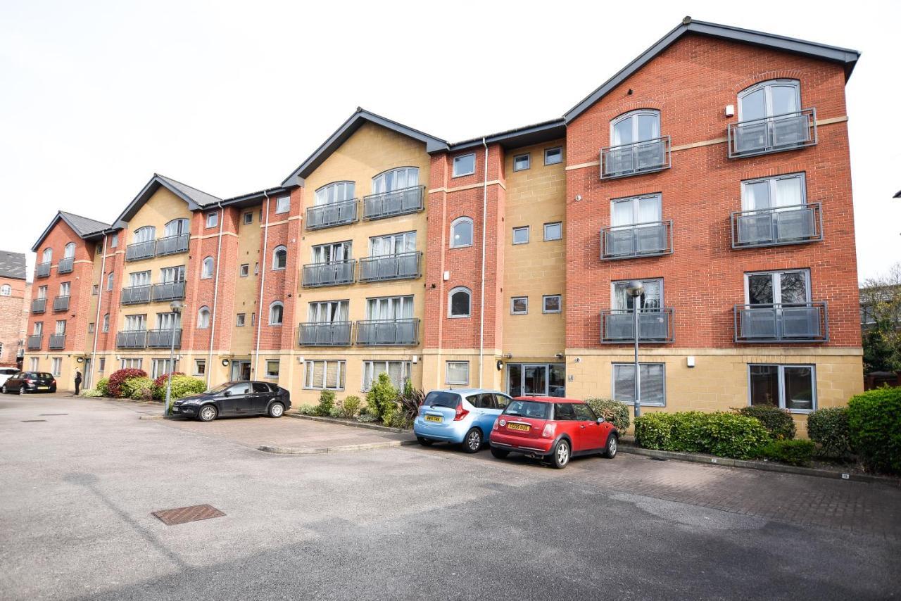 Dukes Riverside Penthouse, With Castle Views, Balcony And Parking *