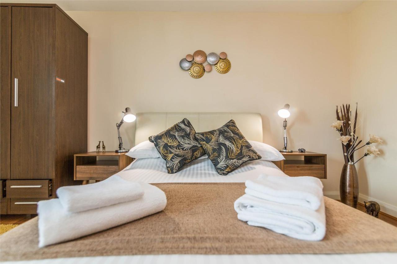 Raleigh Penthouse, Luxury With Balcony And Parking Nottingham