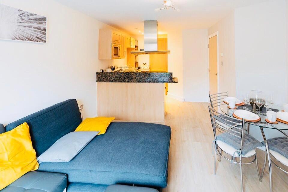 The Gallery Apartment *
