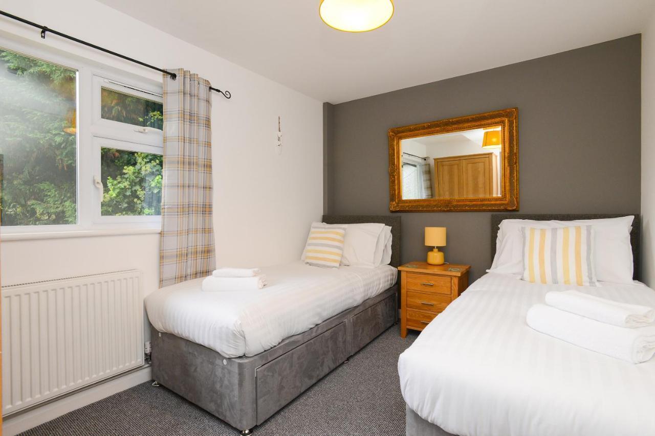 De Luxe Short Stays-middleton