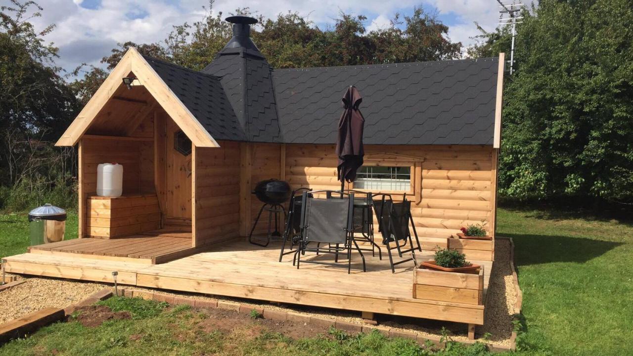 Elton Barn Fishery & Retreat * Nottingham