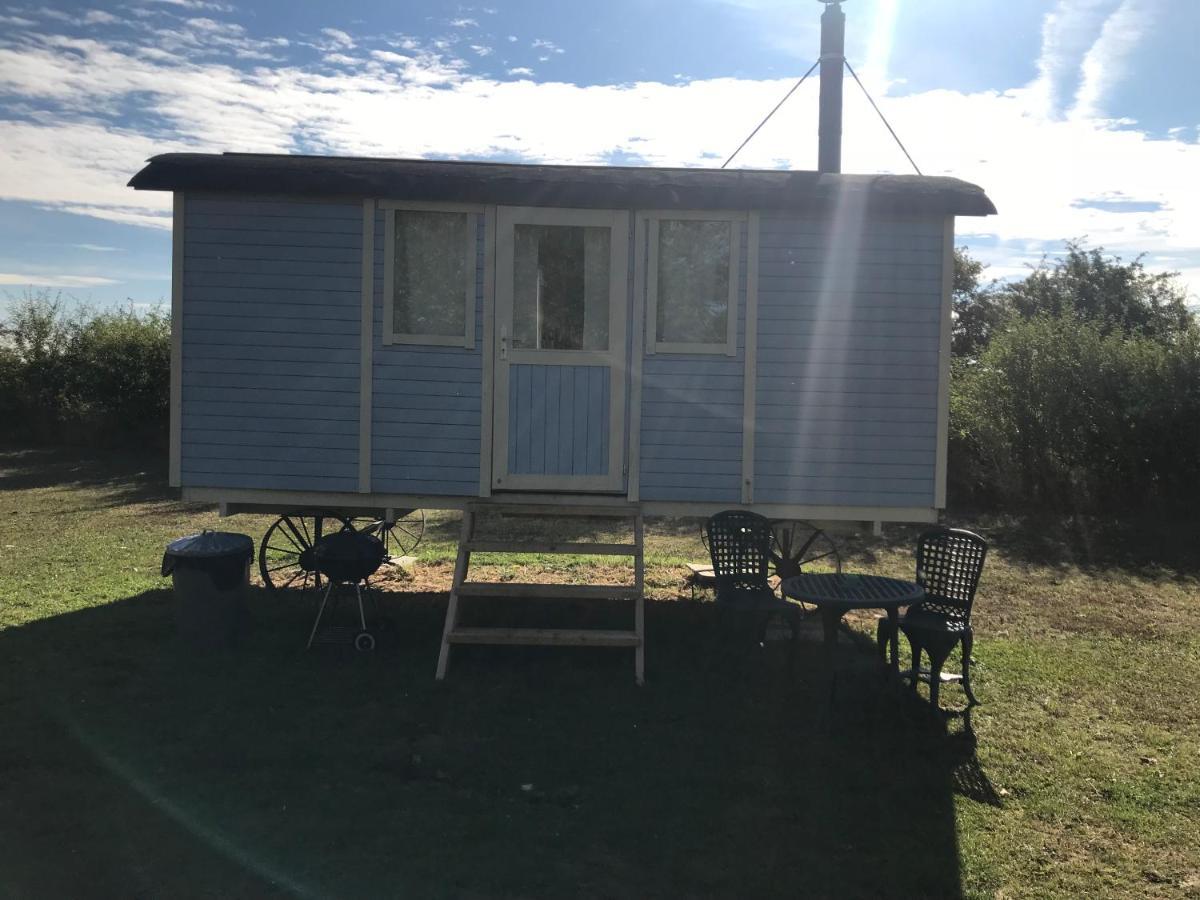 Elton Barn Fishery & Retreat Lodge Nottingham