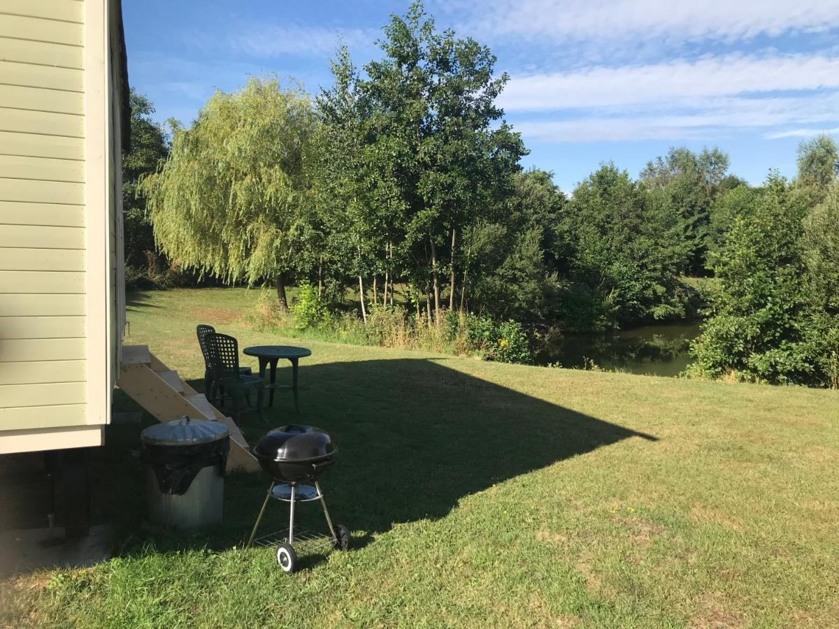 Elton Barn Fishery & Retreat