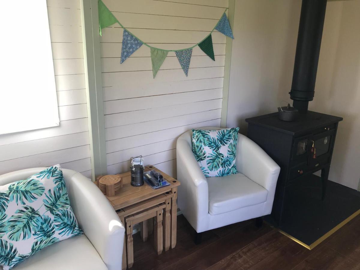 Elton Barn Fishery & Retreat