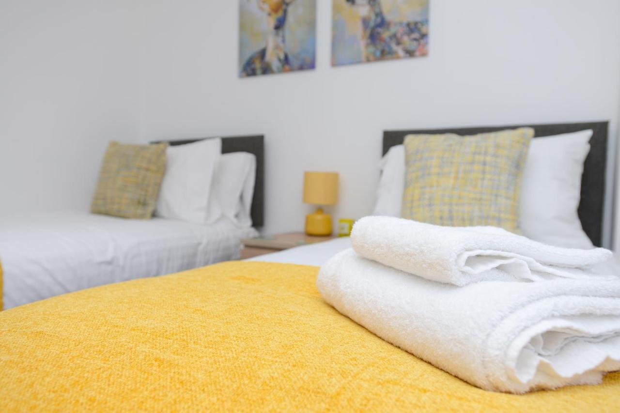 Apartment De Luxe Short Stays-middleton *