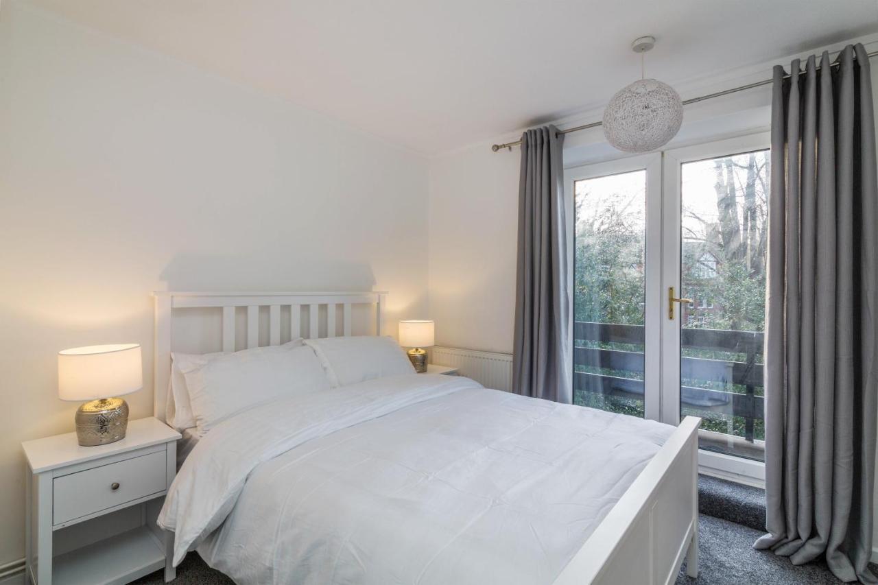 Magdala - Sleek And Modern 2bed In *