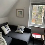 Peaceful Flat In The Park