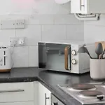 4 Bed House Near Trent Bridge