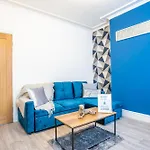 Stayzed E - Ng7 Free Wifi, Parking, Stylish House Near City Centre - Great For Tourists, Families, Contractors & Long Stays