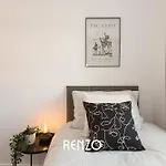 Inviting 3-Bed Home In Nottingham By Renzo, Driveway, Smart Tv With Netflix!