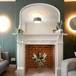 Stylish 4 Bed Home In Central Nottingham W/Parking