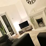 The Modern House - Beeston Nottingham