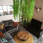 Luxurious 1 Bedroom Lace Market Apartment